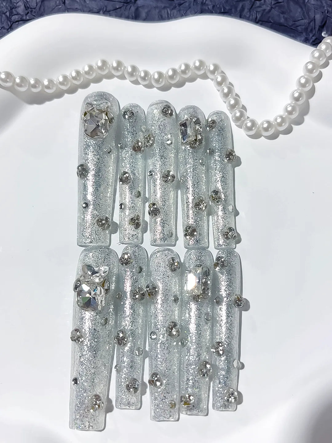 Silver Solid color Rhinestone Crystal Cluster press on nails detail view
