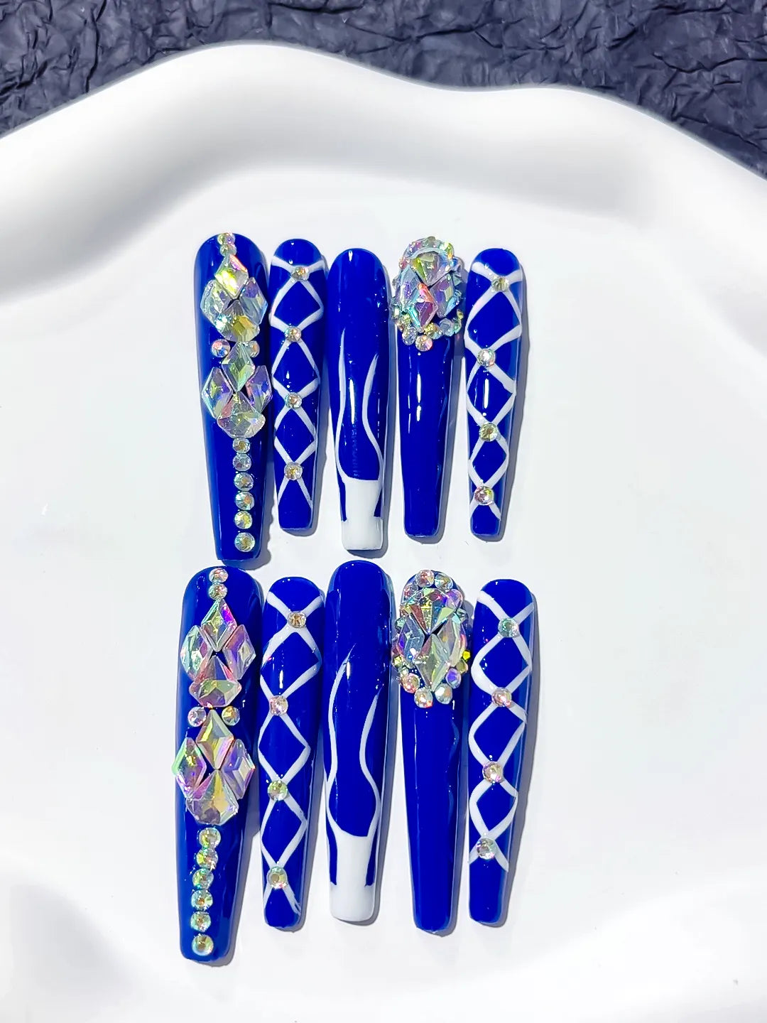 Blue Silver Abstract Linework Rhinestone press on nails detail view
