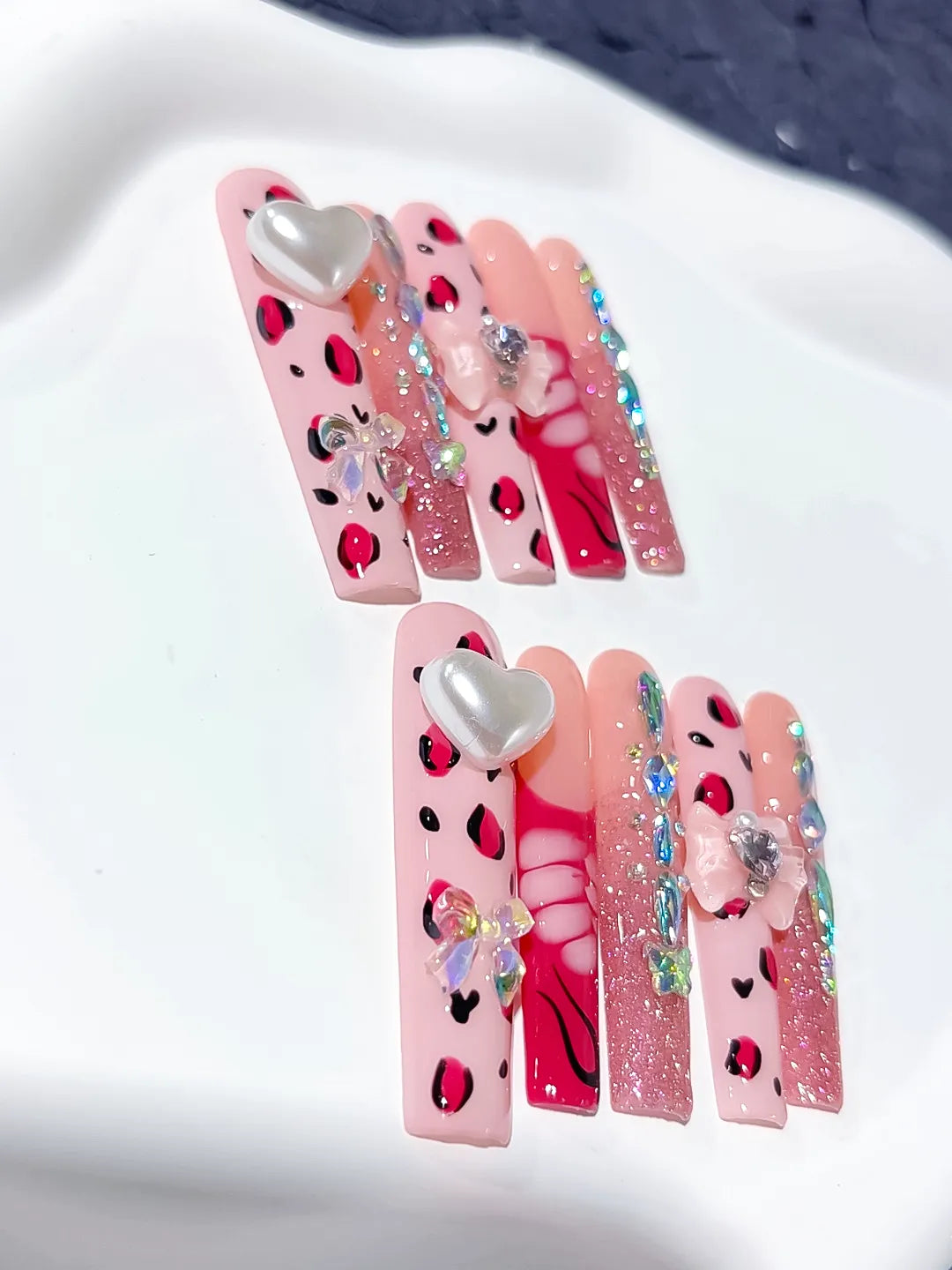 Pink White Red Solid color Flower Rhinestone 3D press on nails detail view