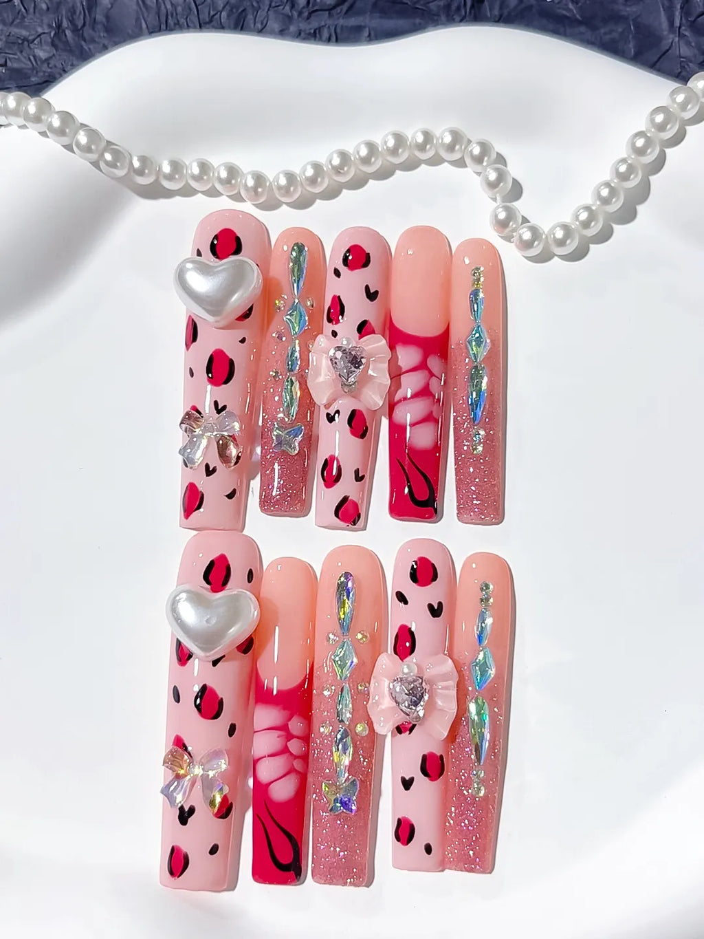 Pink White Red Solid color Flower Rhinestone 3D press on nails detail view