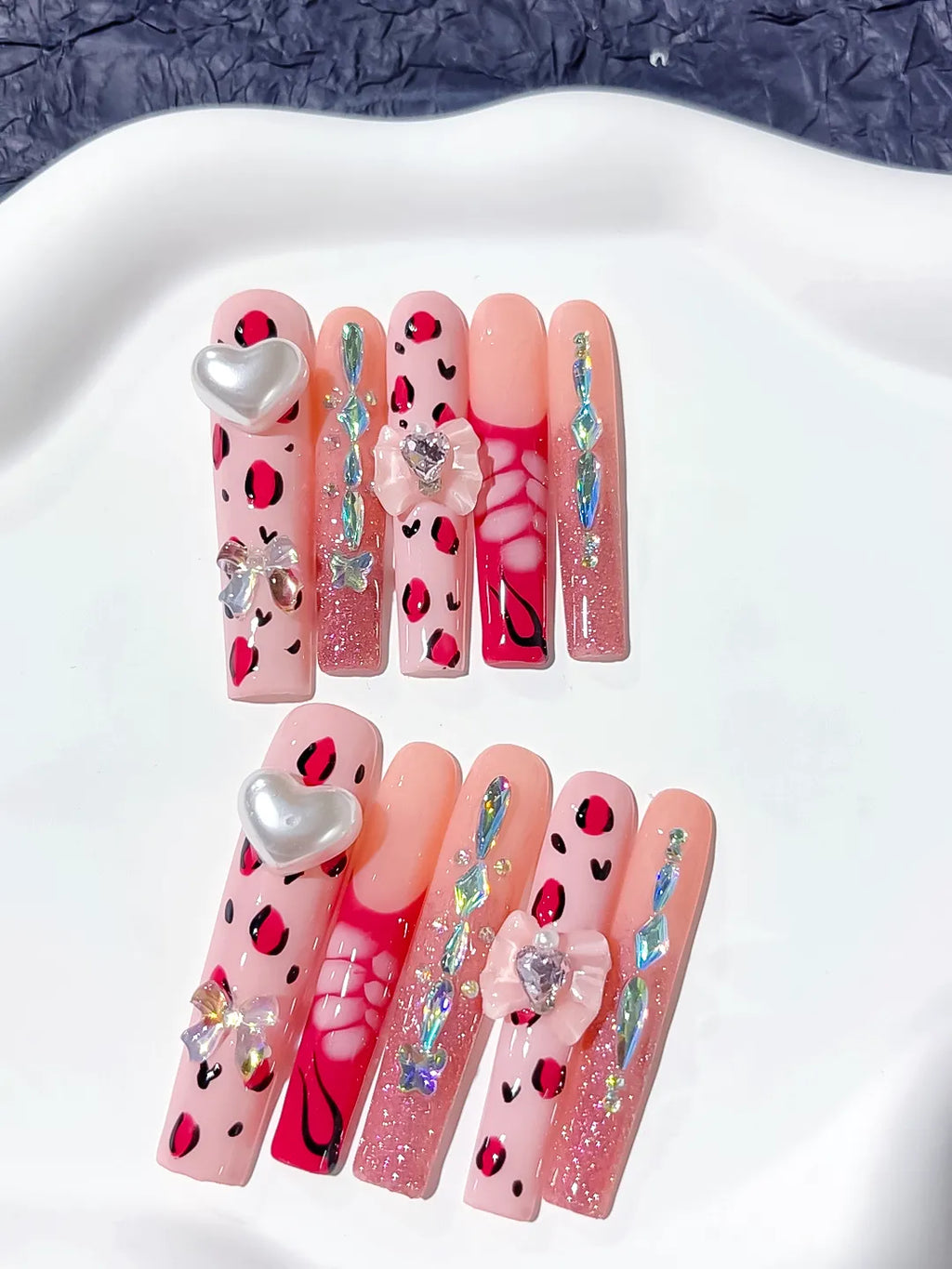 Pink White Red Solid color Flower Rhinestone 3D press on nails detail view