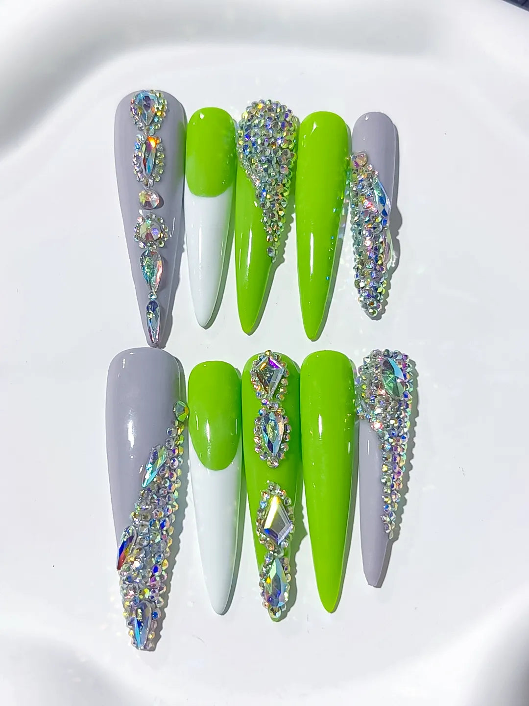 Green Silver Solid color Rhinestone Metallic Accent press on nails detail view