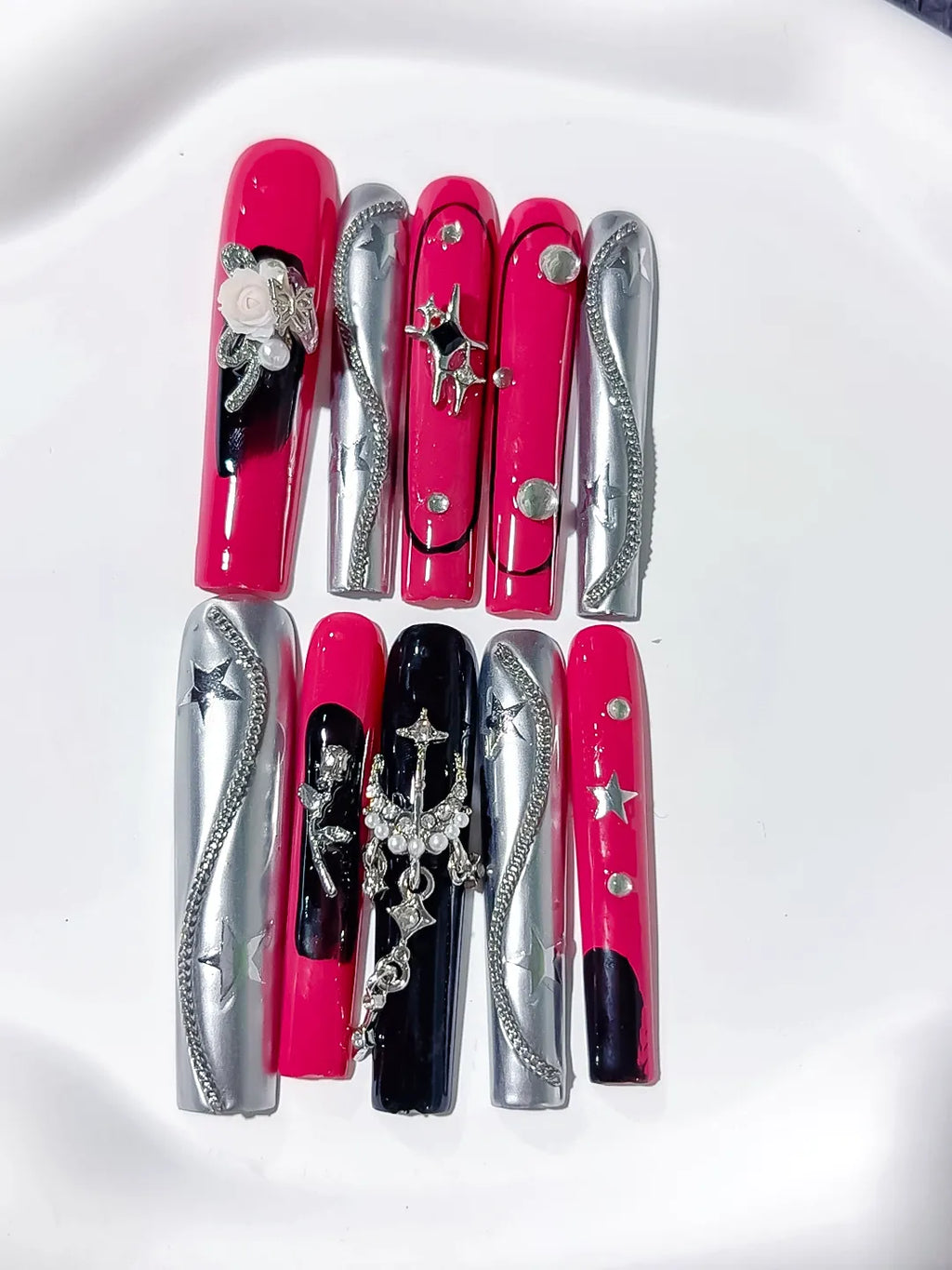 Pink Black Silver Abstract Heart Rhinestone Metallic Accent press on nails detail view