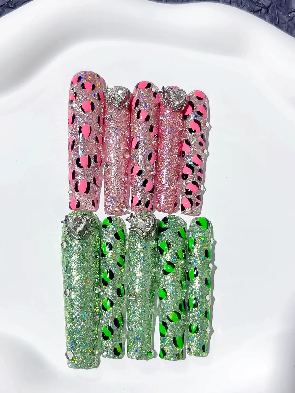 Pink Green Abstract Texture press on nails detail view