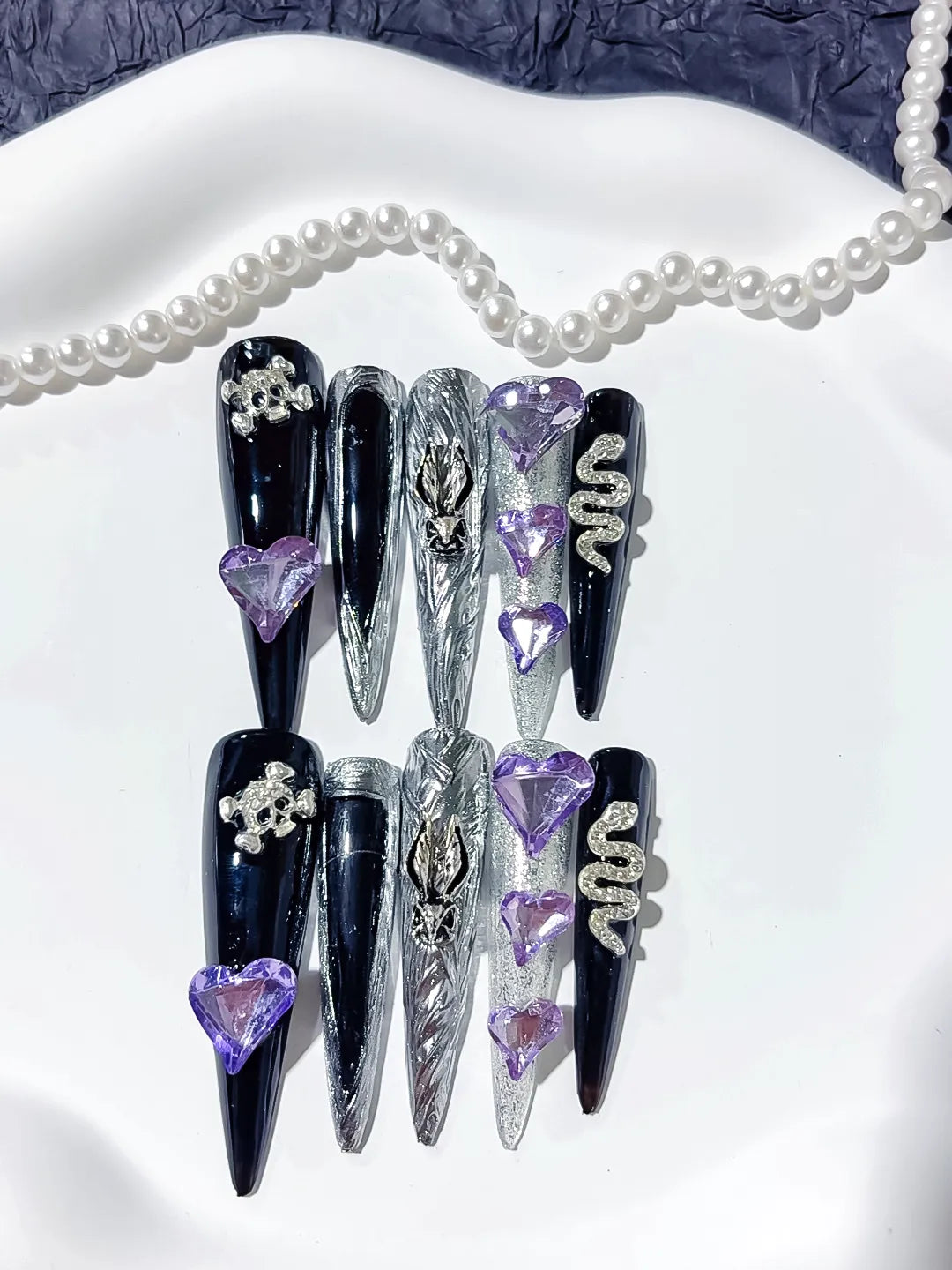 Black Silver White Abstract Swirl Rhinestone press on nails detail view