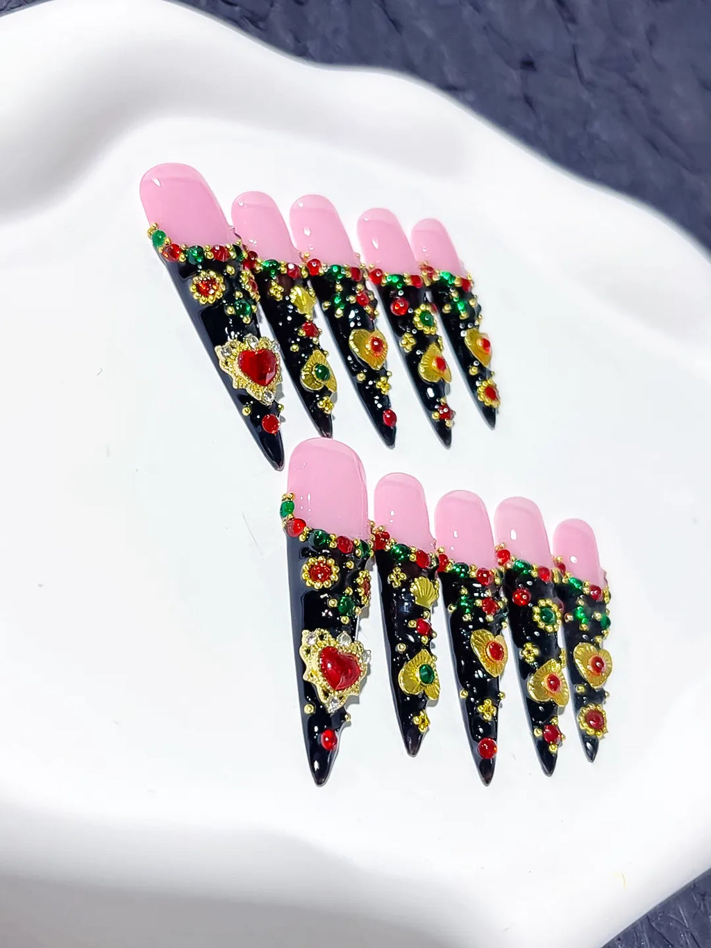 Black Pink Gold Abstract Flower 3D press on nails close up