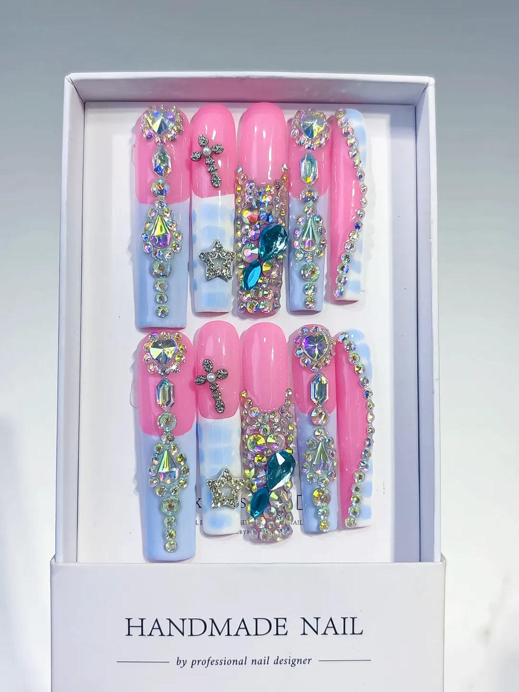 Pink Silver Solid color Flower Crystal Cluster Rhinestone 3D press on nails full set view