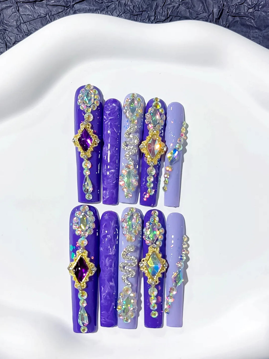 Purple Gold Silver Solid color Star Rhinestone Metallic Accent press on nails detail view