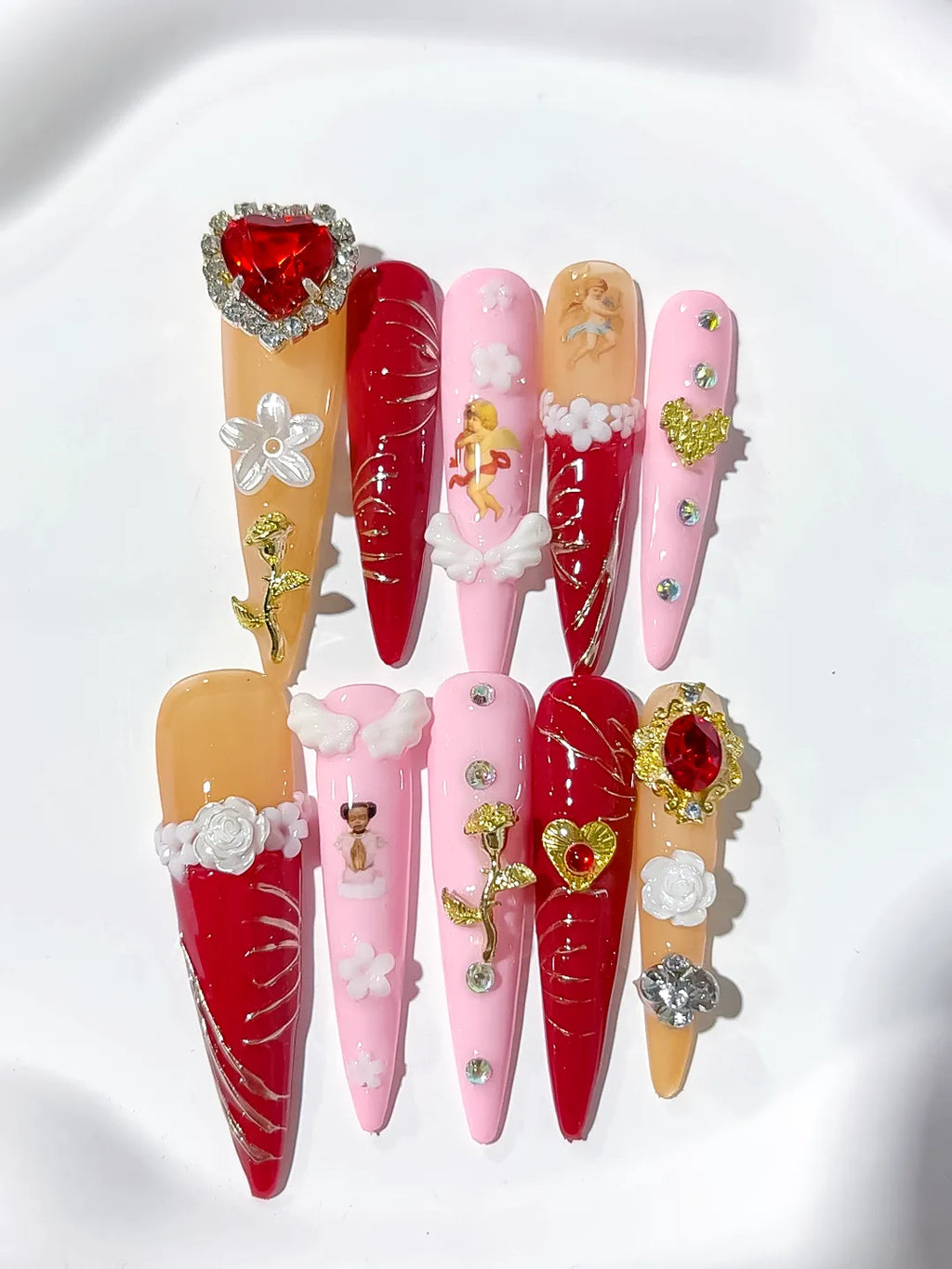 Red Gold White Solid color Flower Rhinestone Metallic Accent press on nails detail view