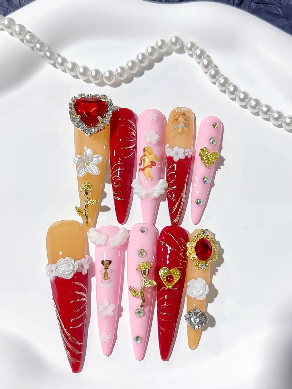 Red Gold White Solid color Flower Rhinestone Metallic Accent press on nails detail view