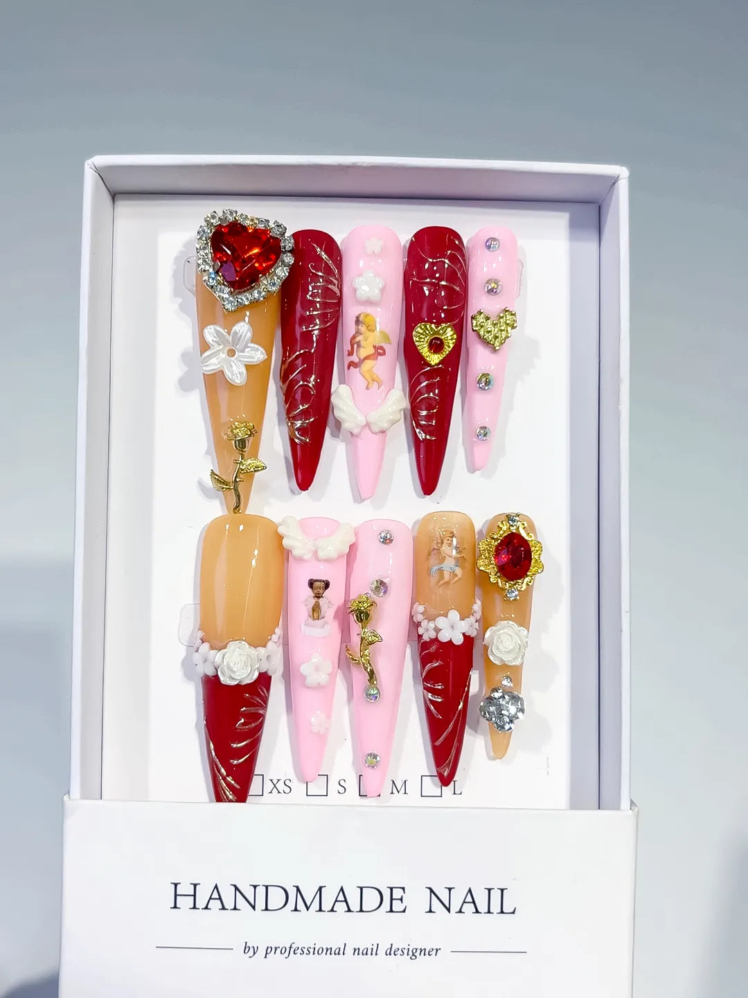 Red Gold White Solid color Flower Rhinestone Metallic Accent press on nails full set view