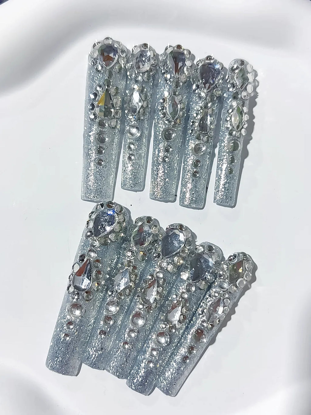 Silver Solid color Rhinestone Crystal Cluster press on nails detail view