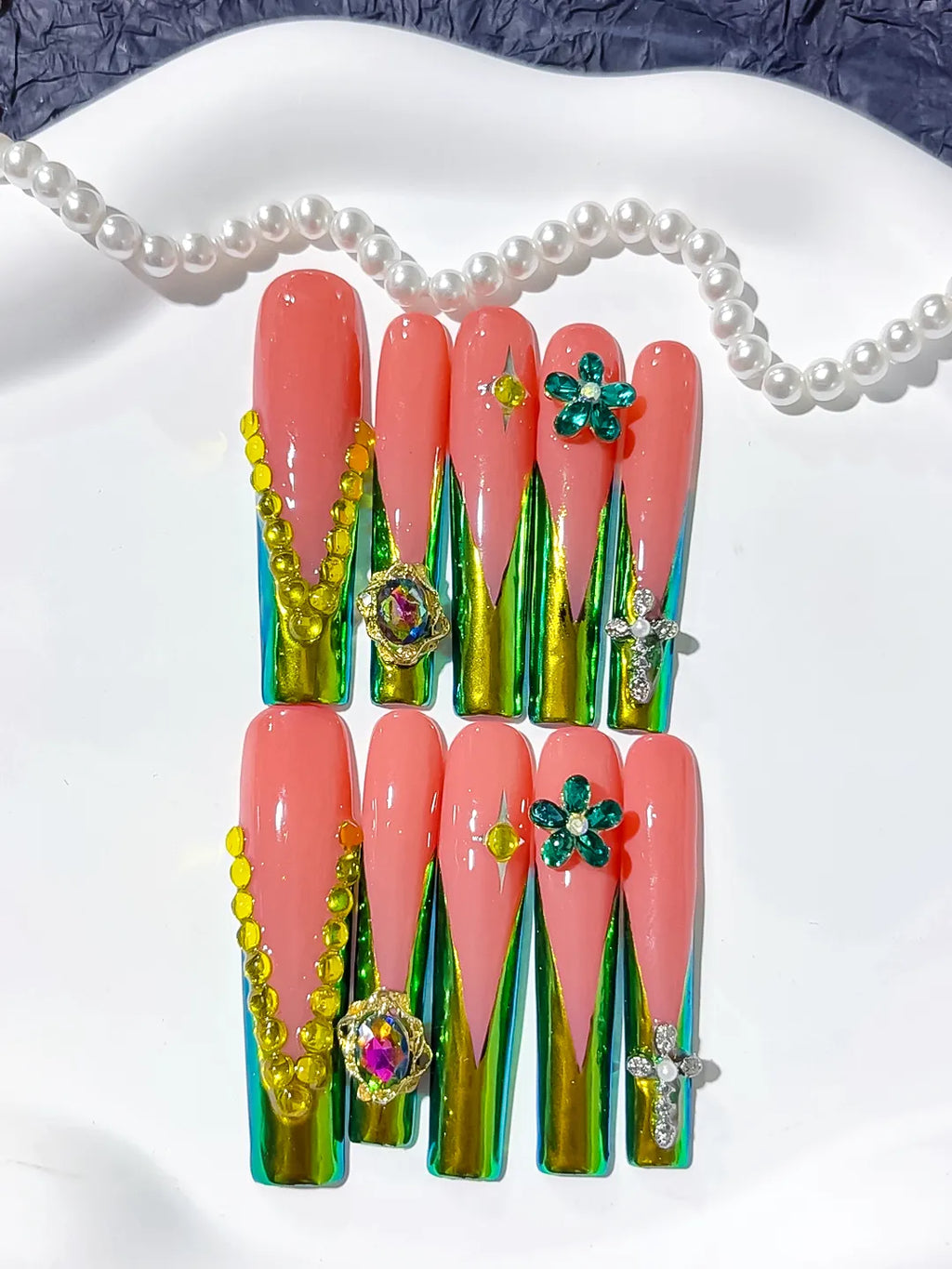 Green Orange Nude Abstract Flower 3D press on nails close up