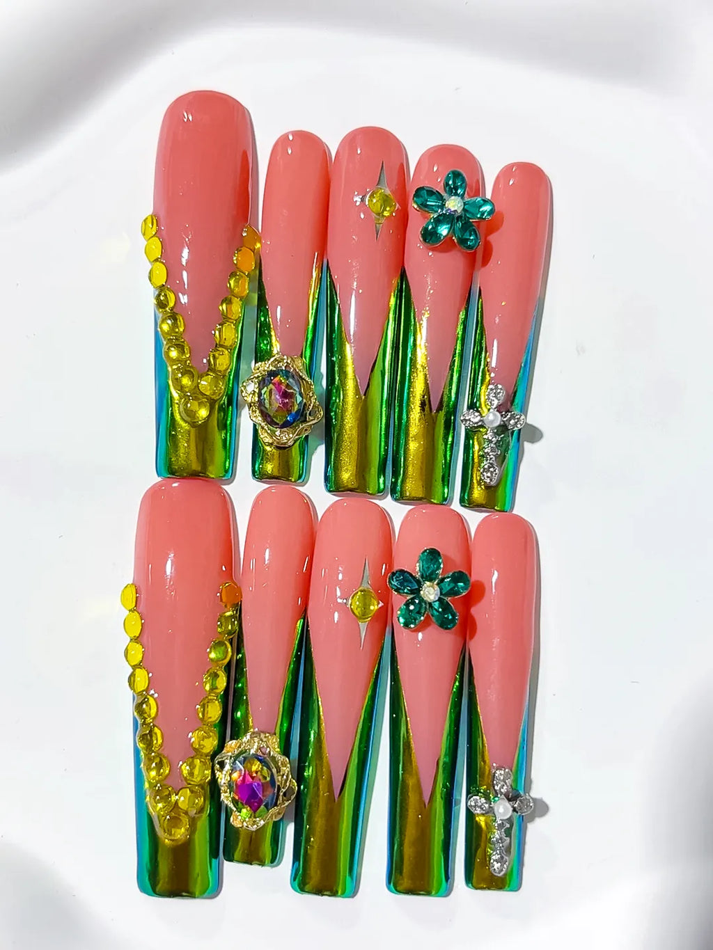 Green Orange Nude Abstract Flower 3D press on nails detail view