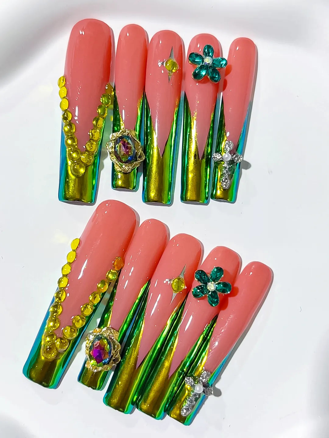 Green Orange Nude Abstract Flower 3D press on nails detail view