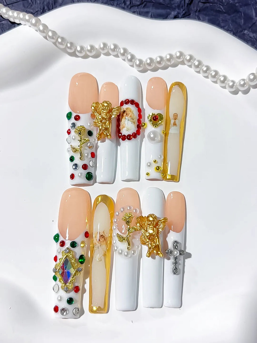 Nude White Gold Solid color Heart Rhinestone Metallic Accent press on nails detail view