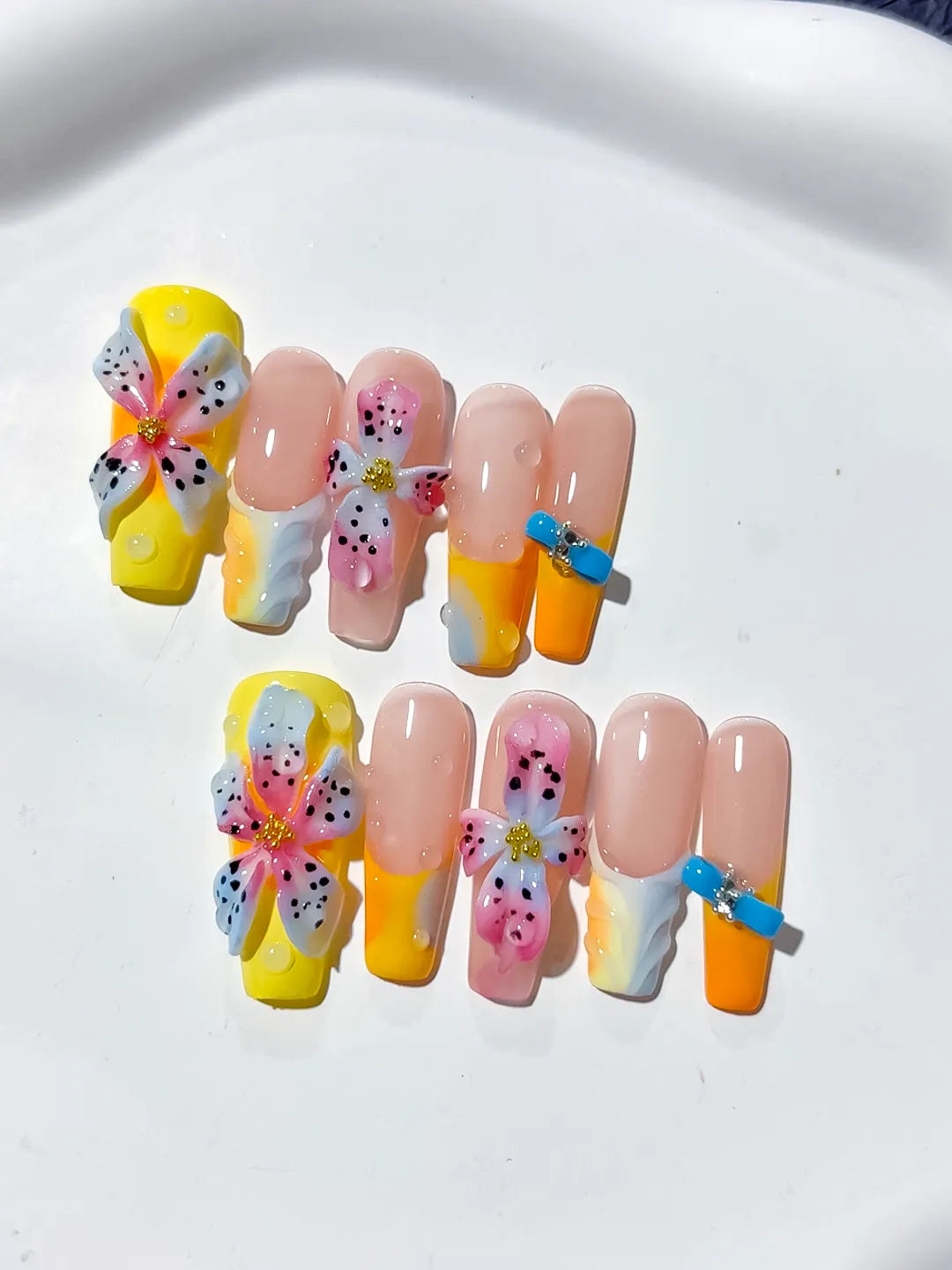 Pink Yellow Blue White Abstract Flower 3D press on nails detail view