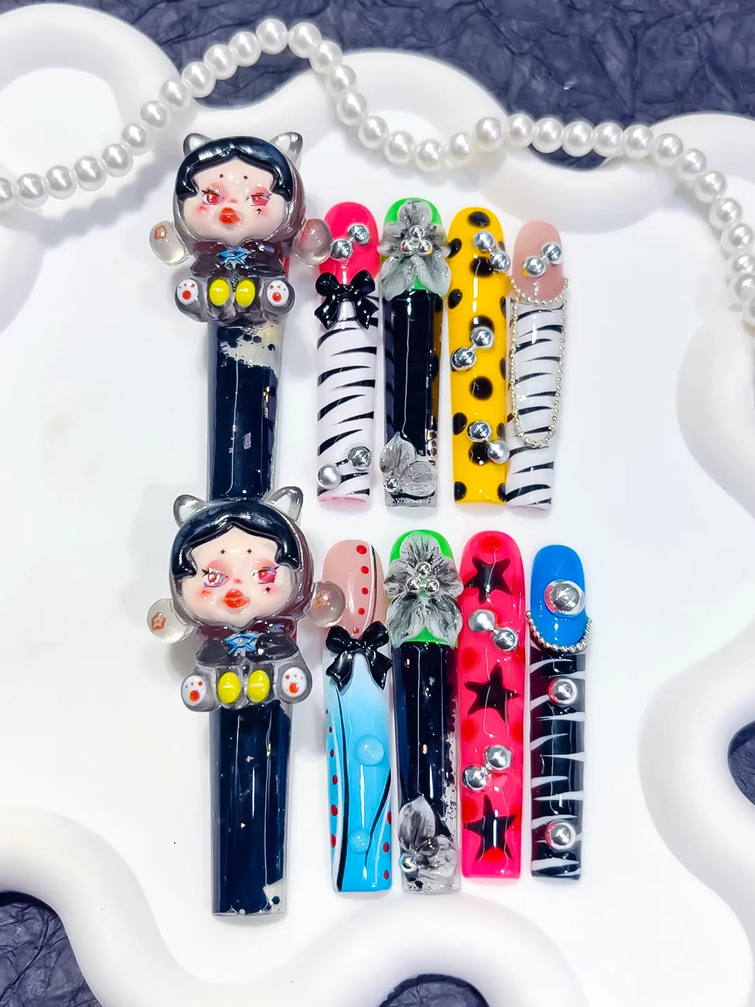 Black White Yellow Pink Blue Nude Green Silver Abstract Character Flower Bow Star Stud 3D press on nails detail view