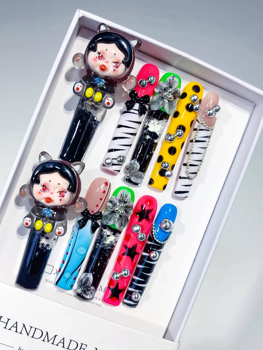 Black White Yellow Pink Blue Nude Green Silver Abstract Character Flower Bow Star Stud 3D press on nails