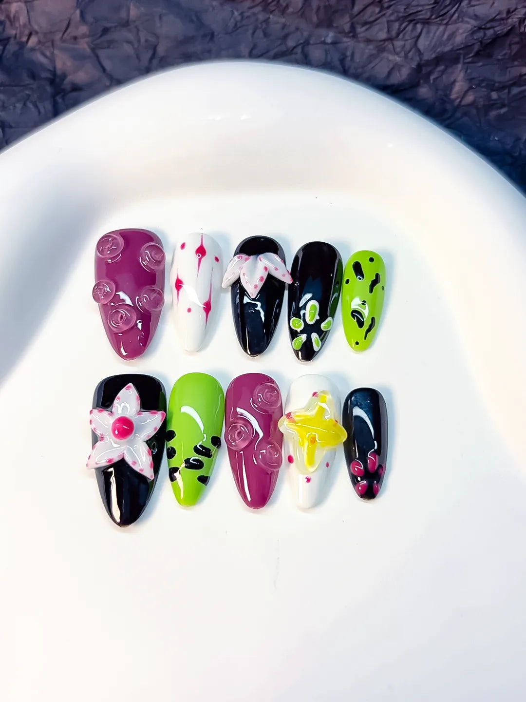 Purple Black Green White Abstract Flower Heart 3D Bubble press on nails detail view