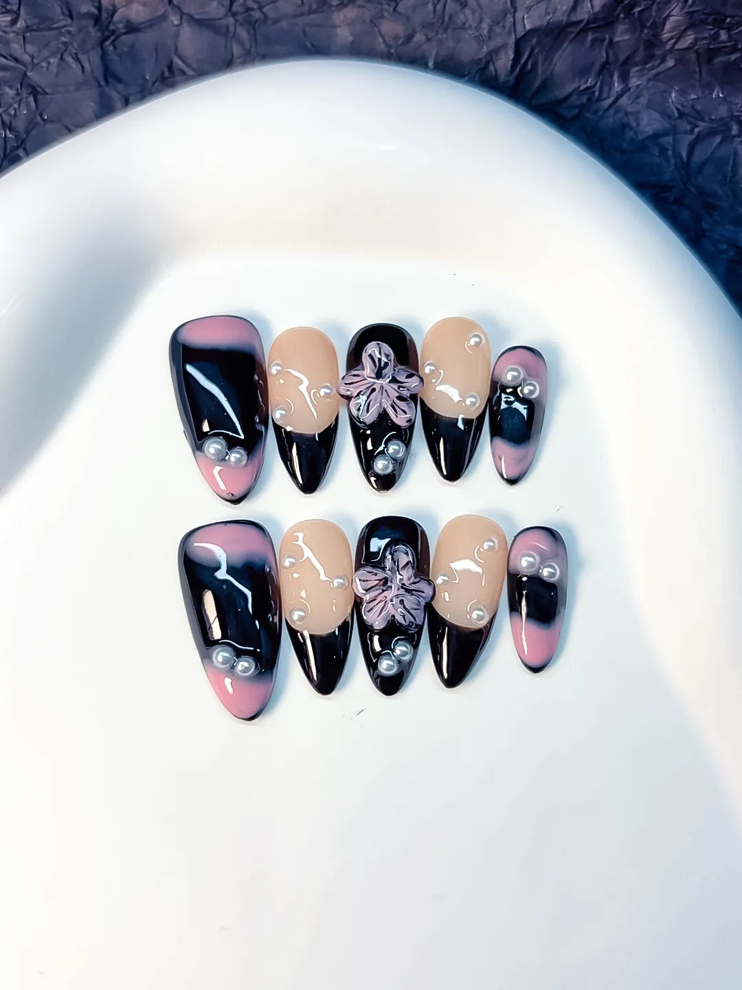 Black Nude Pink Ombre Flower Pearl press on nails close up