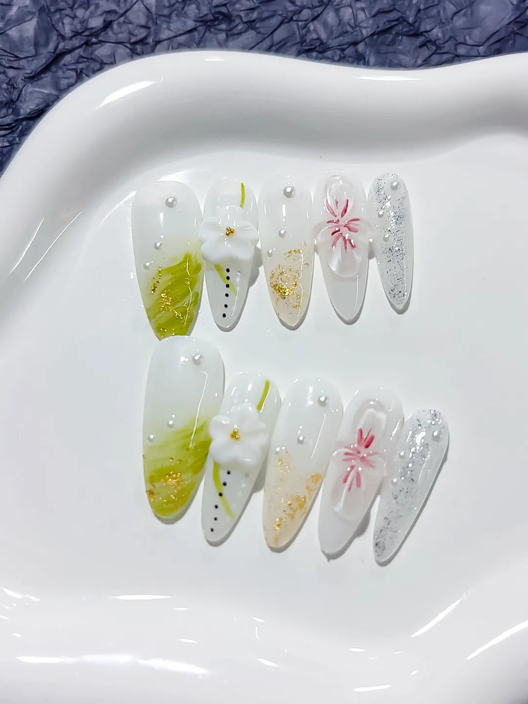 White Green Silver Floral Flower Glitter press on nails close up