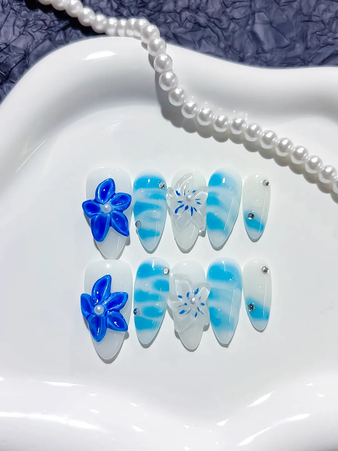 Blue White Floral Flower Rhinestone press on nails detail view