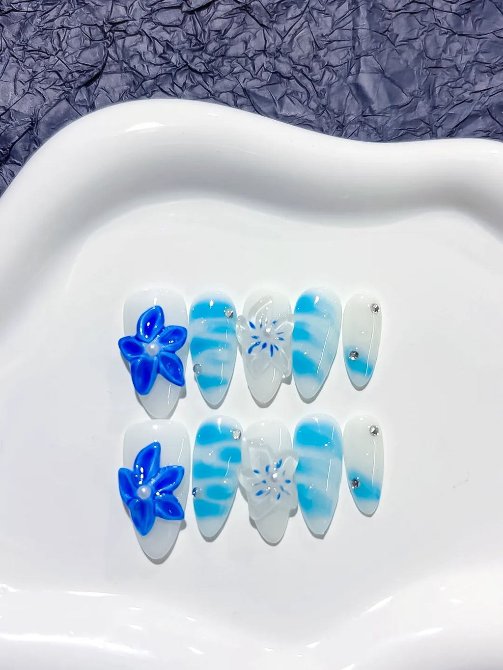Blue White Floral Flower Rhinestone press on nails detail view