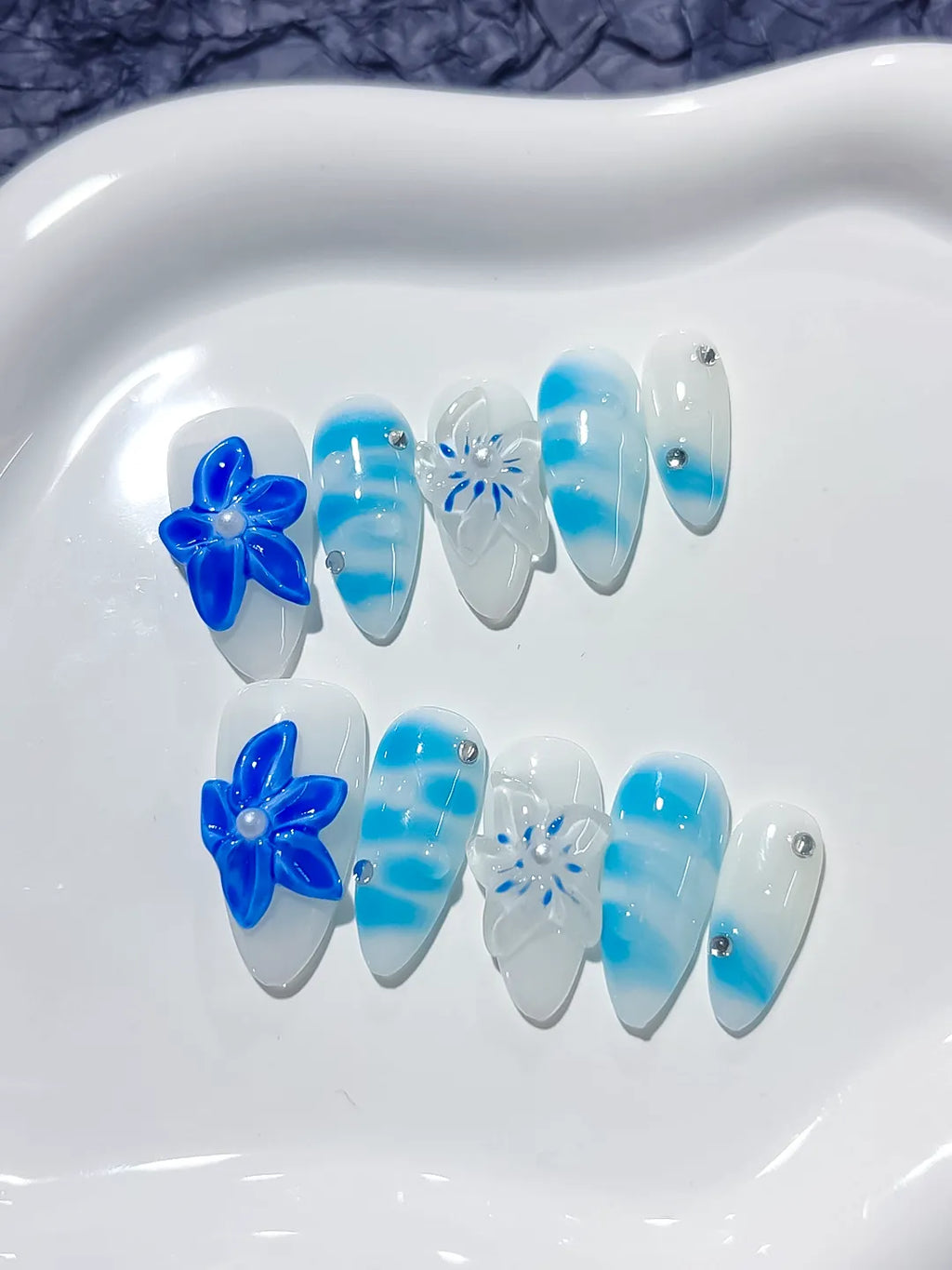 Blue White Floral Flower Rhinestone press on nails close up