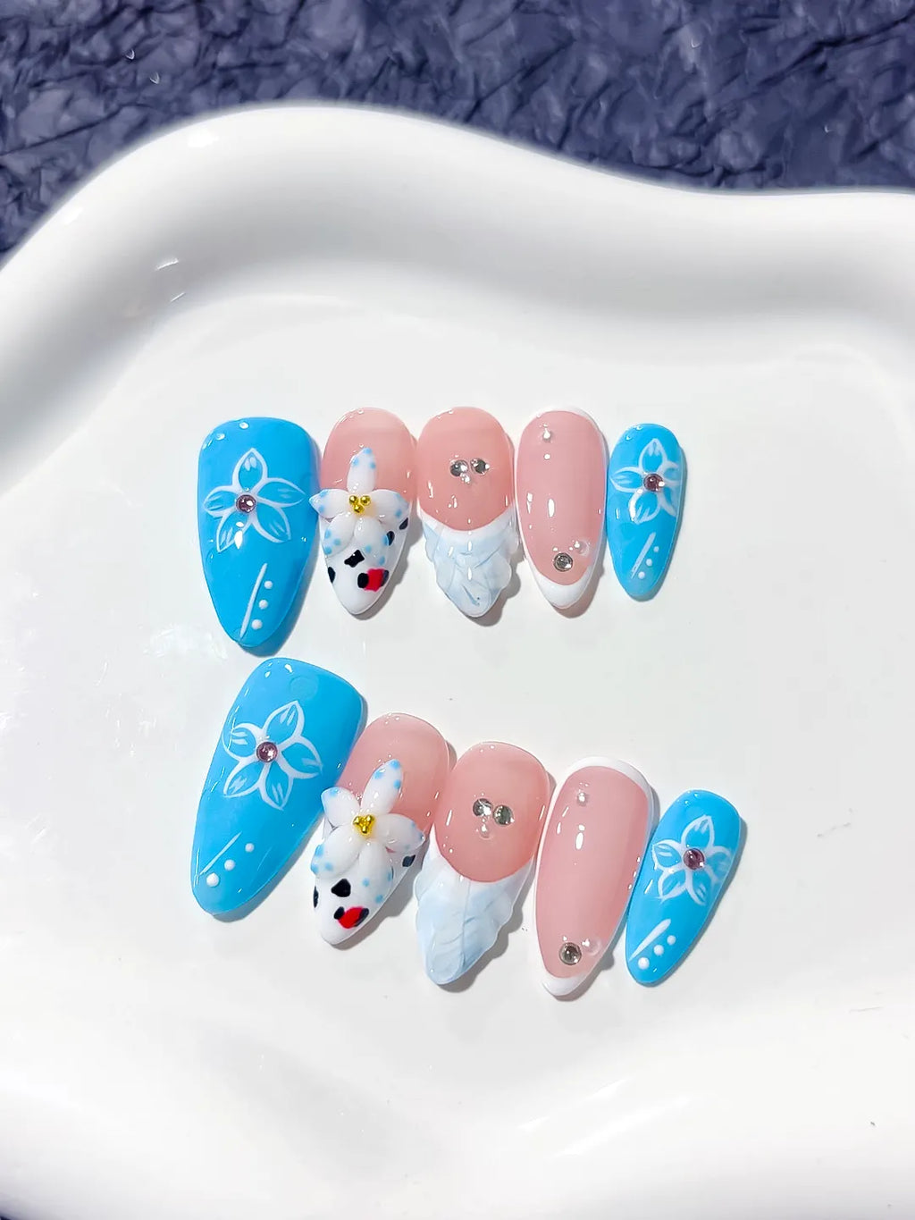 Blue Pink White Floral Flower Rhinestone press on nails detail view