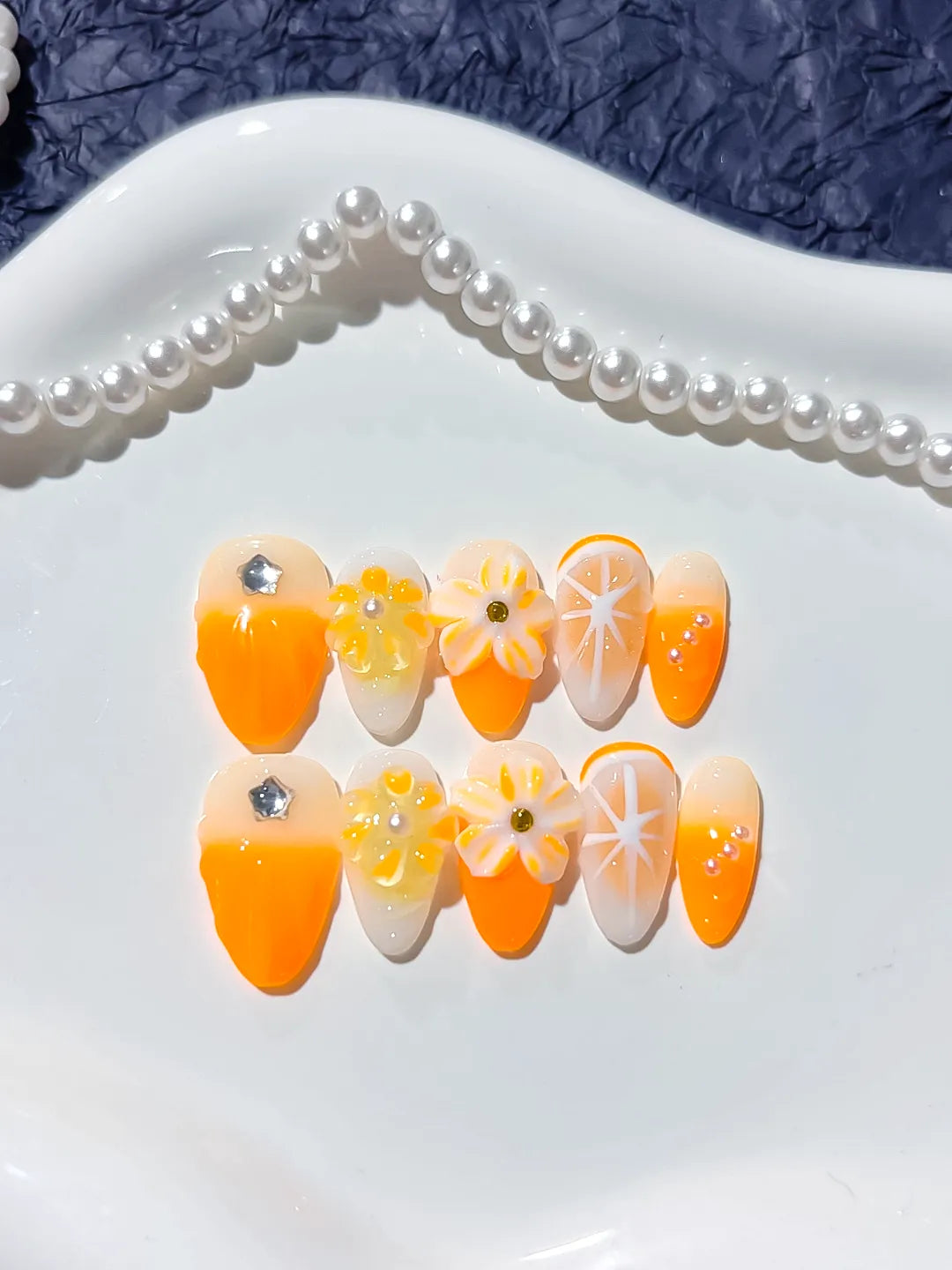 Orange White Floral Flower press on nails detail view