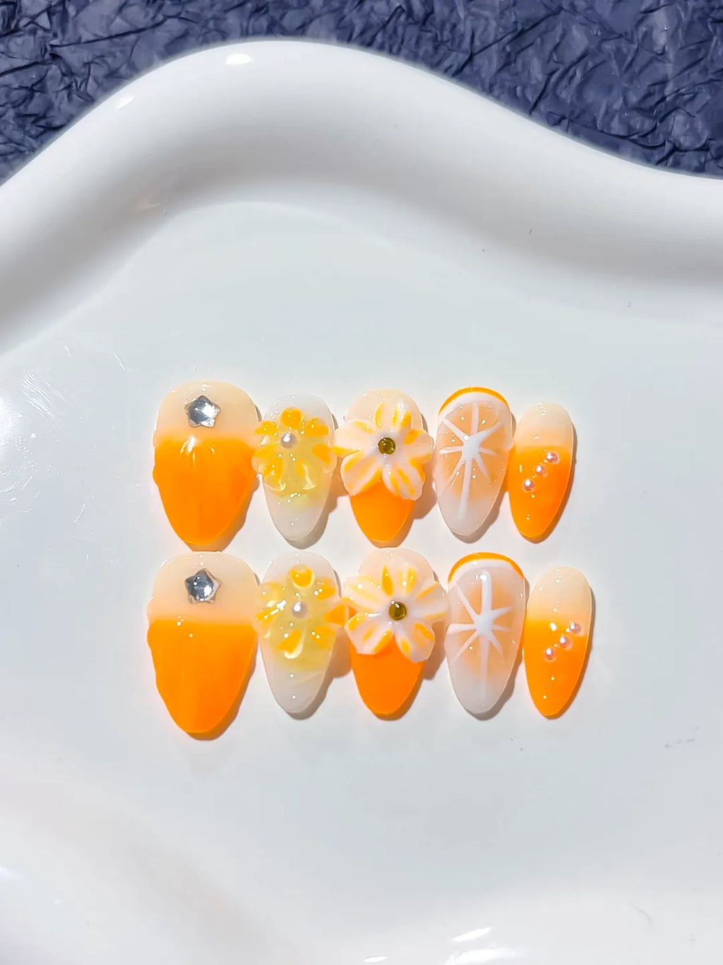 Orange White Floral Flower press on nails detail view
