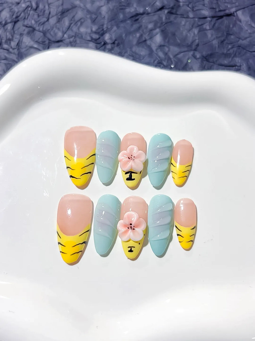 Nude Yellow Green Abstract Flower Leaf press on nails detail view