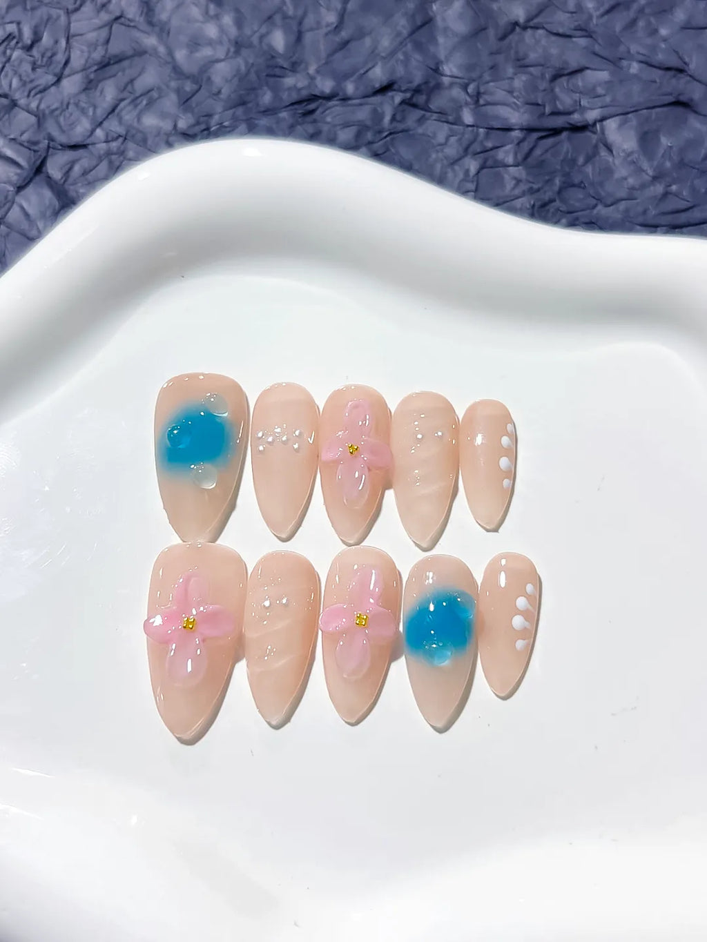 Nude Blue Pink White Abstract Flower Heart Pearl press on nails detail view