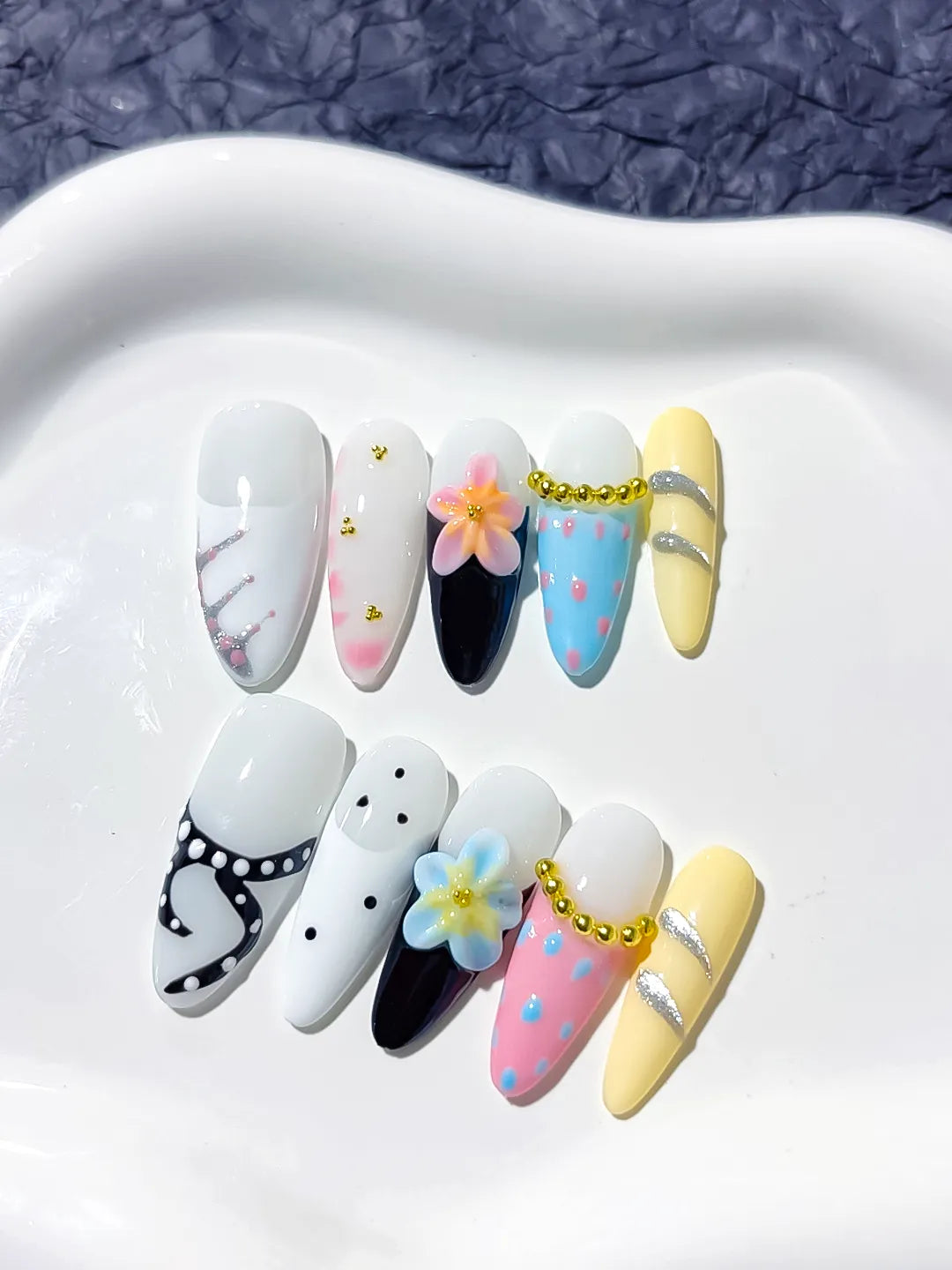 Pink Yellow Gold Brown Abstract Flower Rhinestone Metallic Rose press on nails detail view