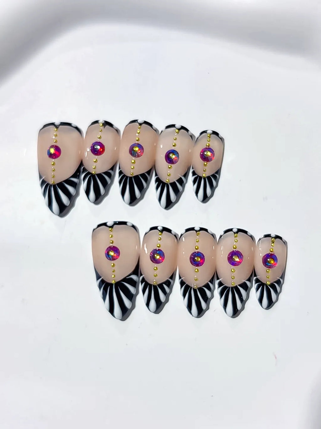 Black White Pink Gold Abstract Stripe Rhinestone press on nails detail view