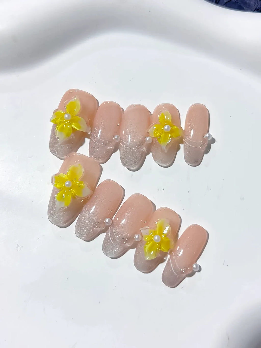 Nude Yellow Solid color Flower Pearl Line press on nails detail view