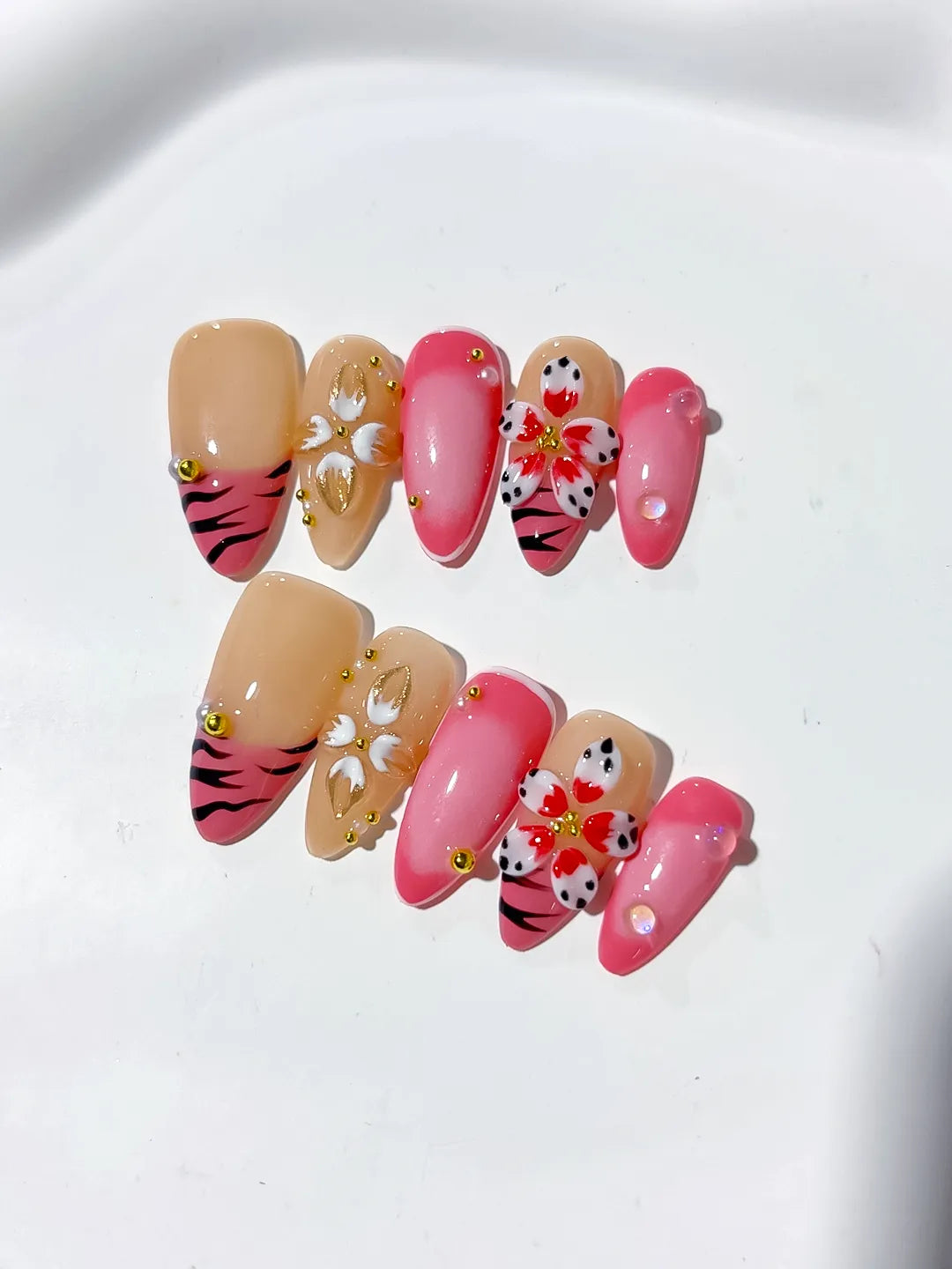 Pink Gold Black Nude Abstract Heart Animal Print Metallic press on nails detail view