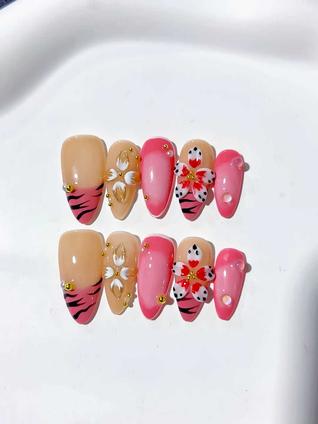 Pink Gold Black Nude Abstract Heart Animal Print Metallic press on nails close up