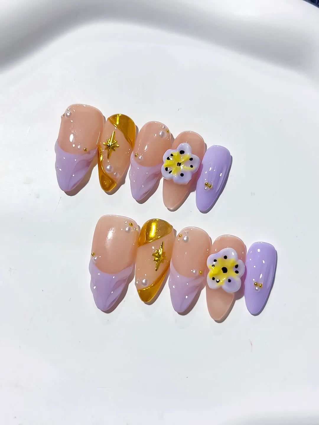 Nude Gold Purple French tip Flower Star press on nails detail view