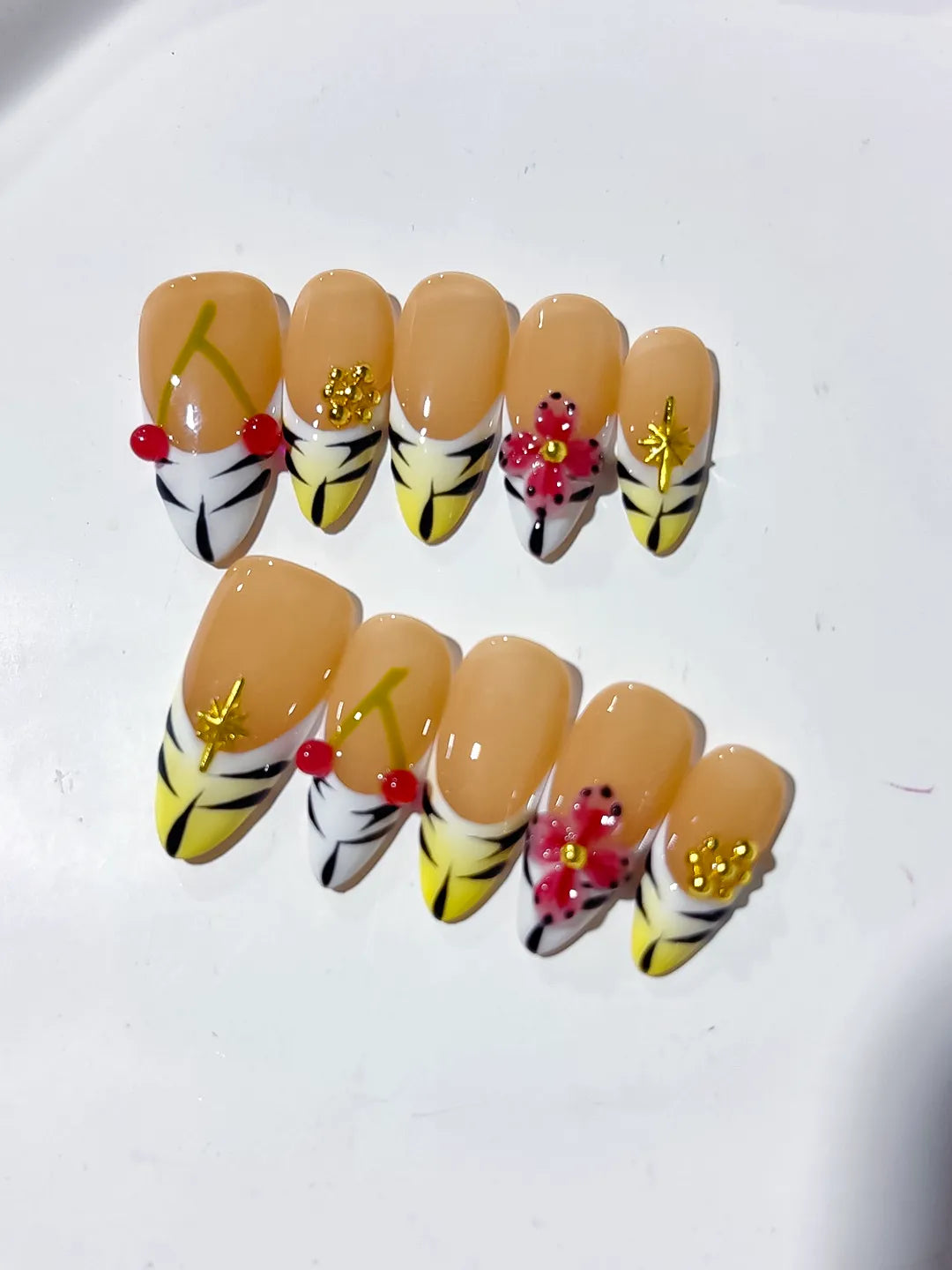 Nude Yellow White French tip Cherry Flower Star press on nails detail view