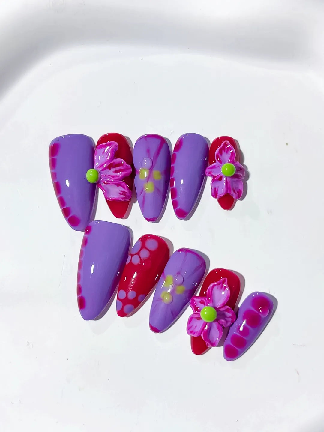 Purple Pink Abstract Flower press on nails detail view