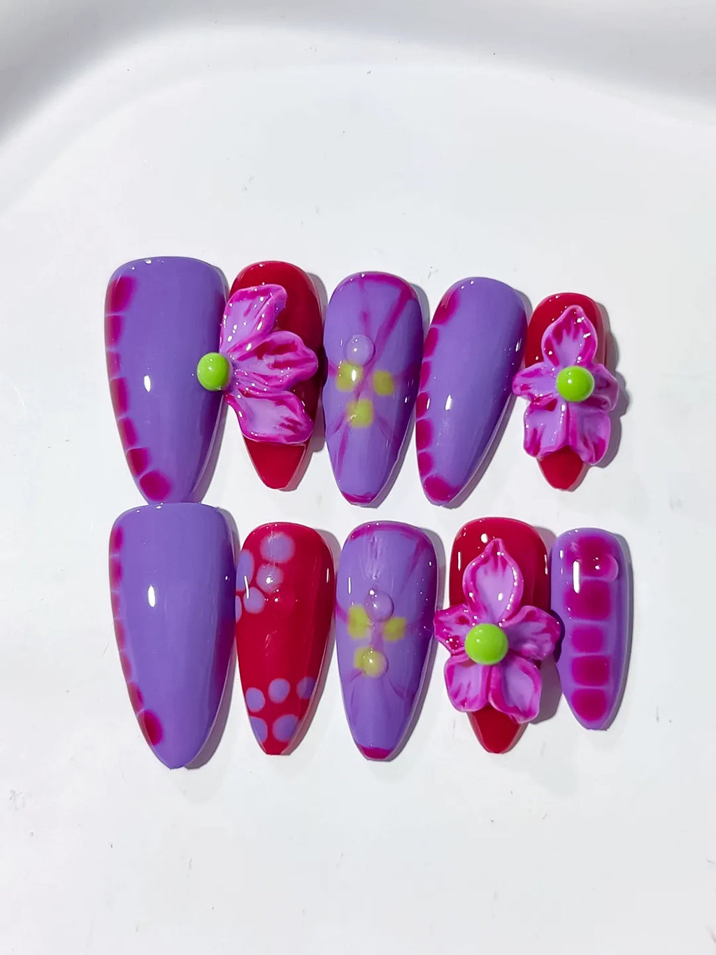 Purple Pink Abstract Flower press on nails detail view