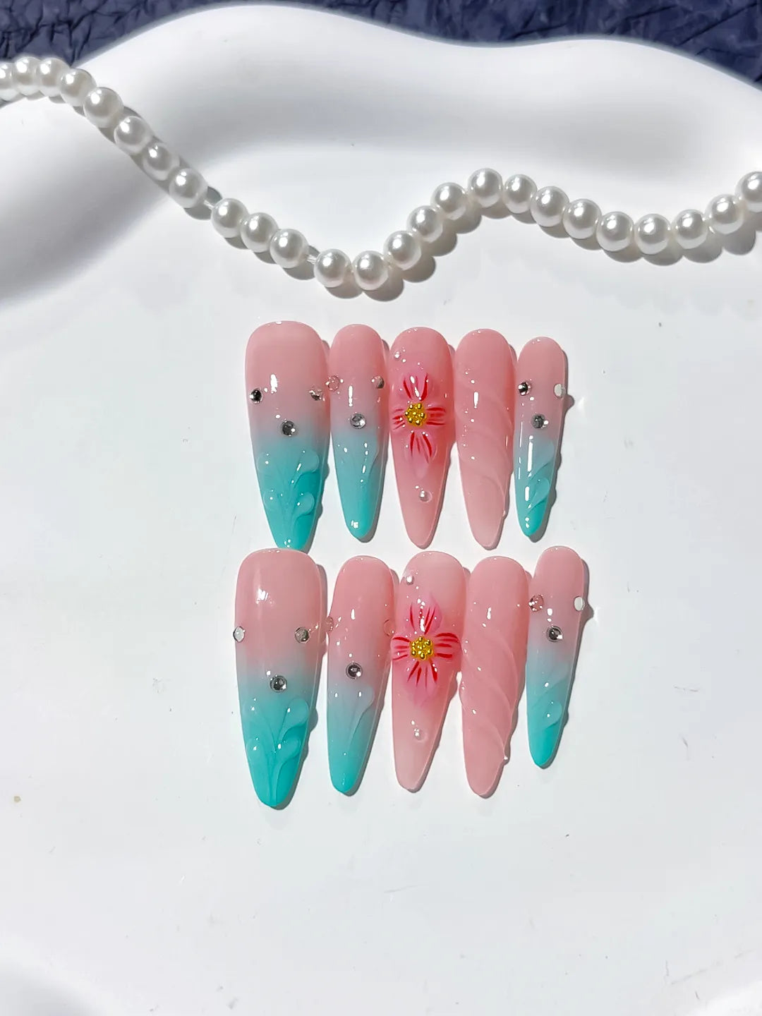 Pink Blue Ombre Flower Rhinestone press on nails detail view