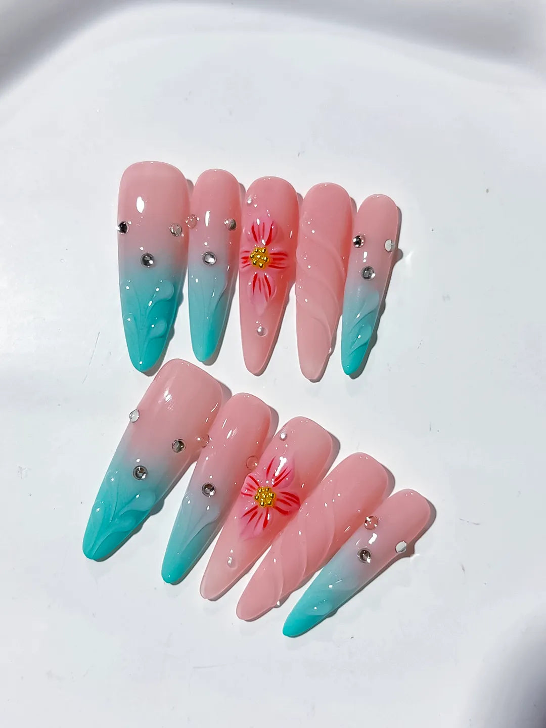 Pink Blue Ombre Flower Rhinestone press on nails detail view