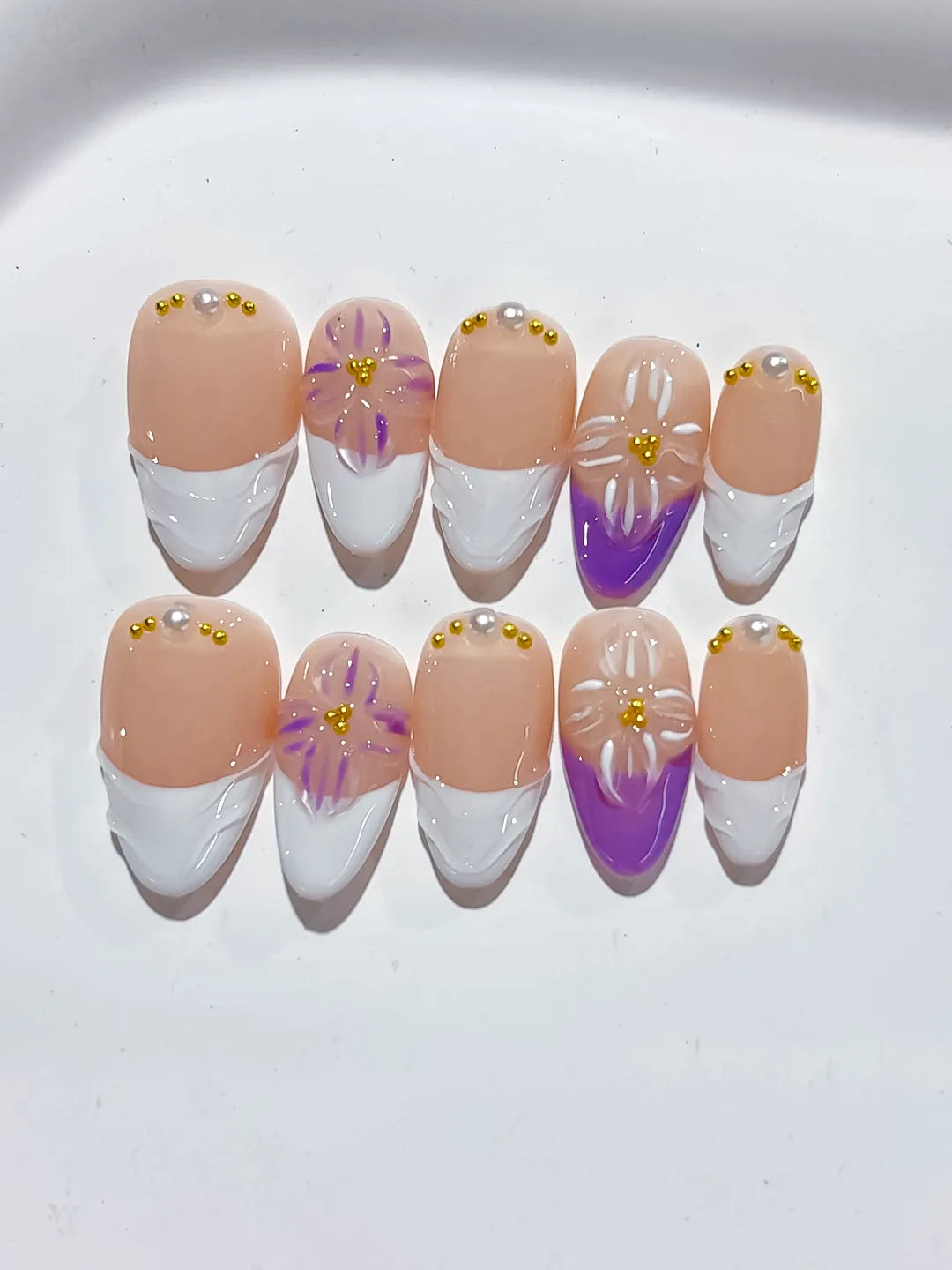 Nude White Purple French tip Flower press on nails detail view