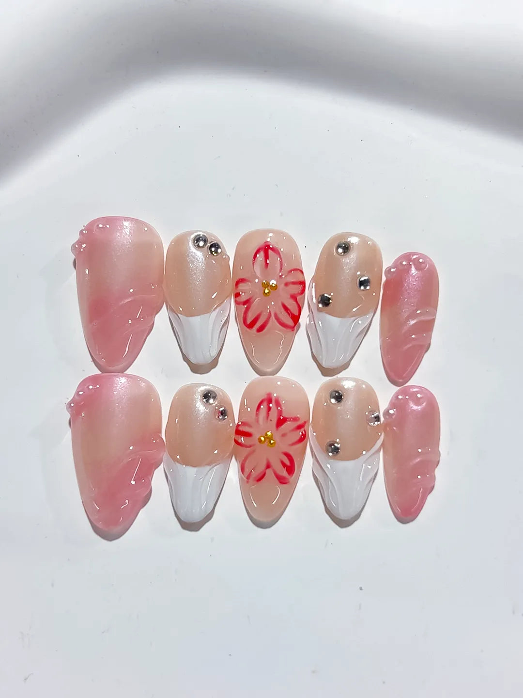 Pink White Nude Ombre Flower Rhinestone press on nails detail view