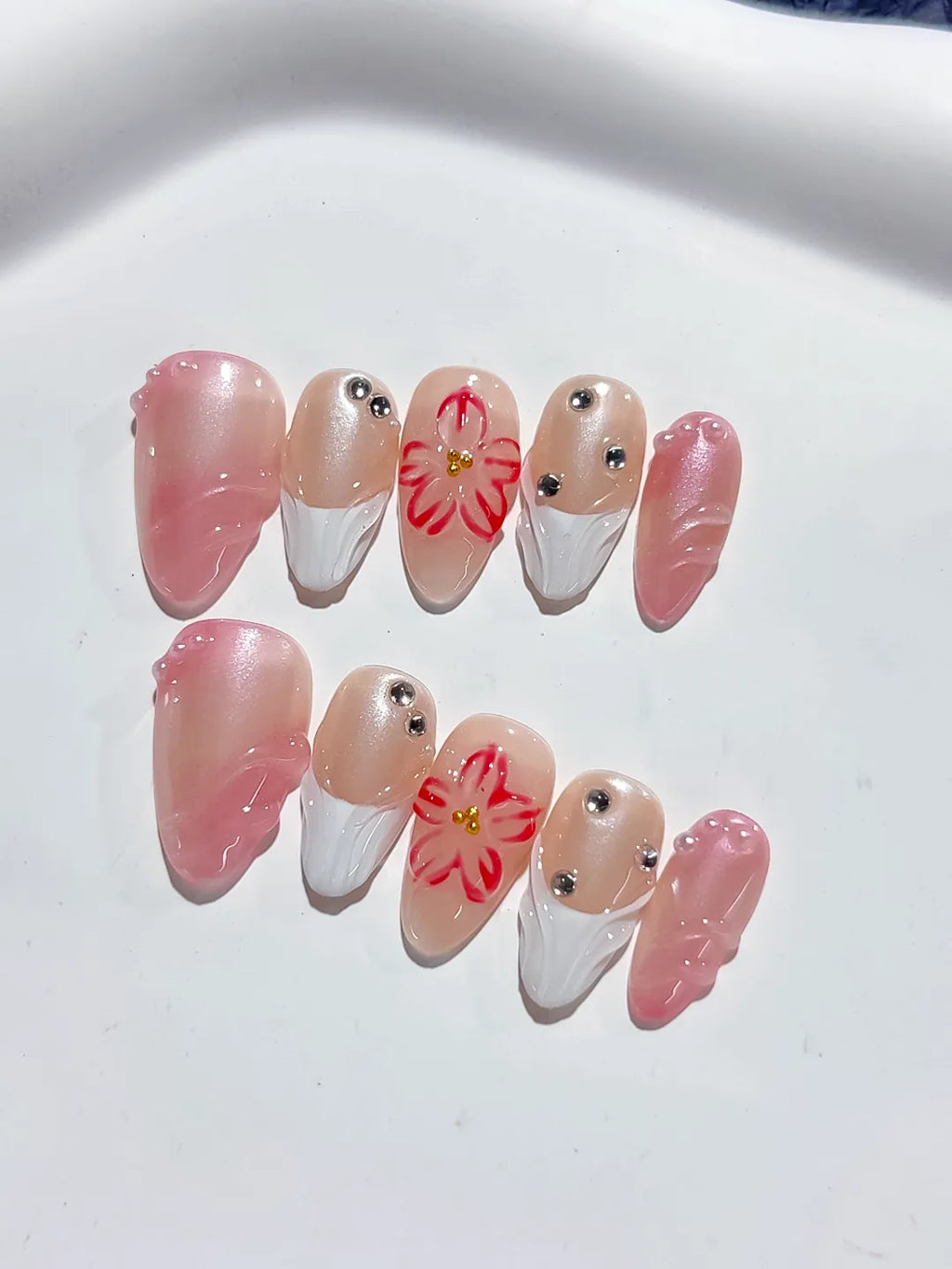 Pink White Nude Ombre Flower Rhinestone press on nails detail view