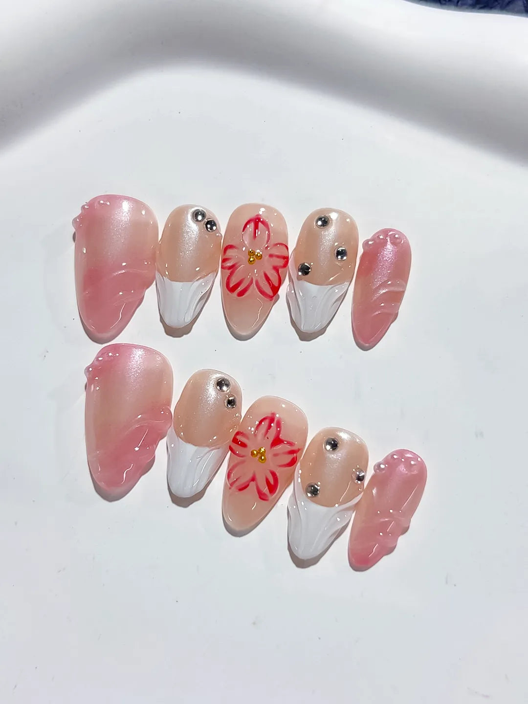 Pink White Nude Ombre Flower Rhinestone press on nails detail view