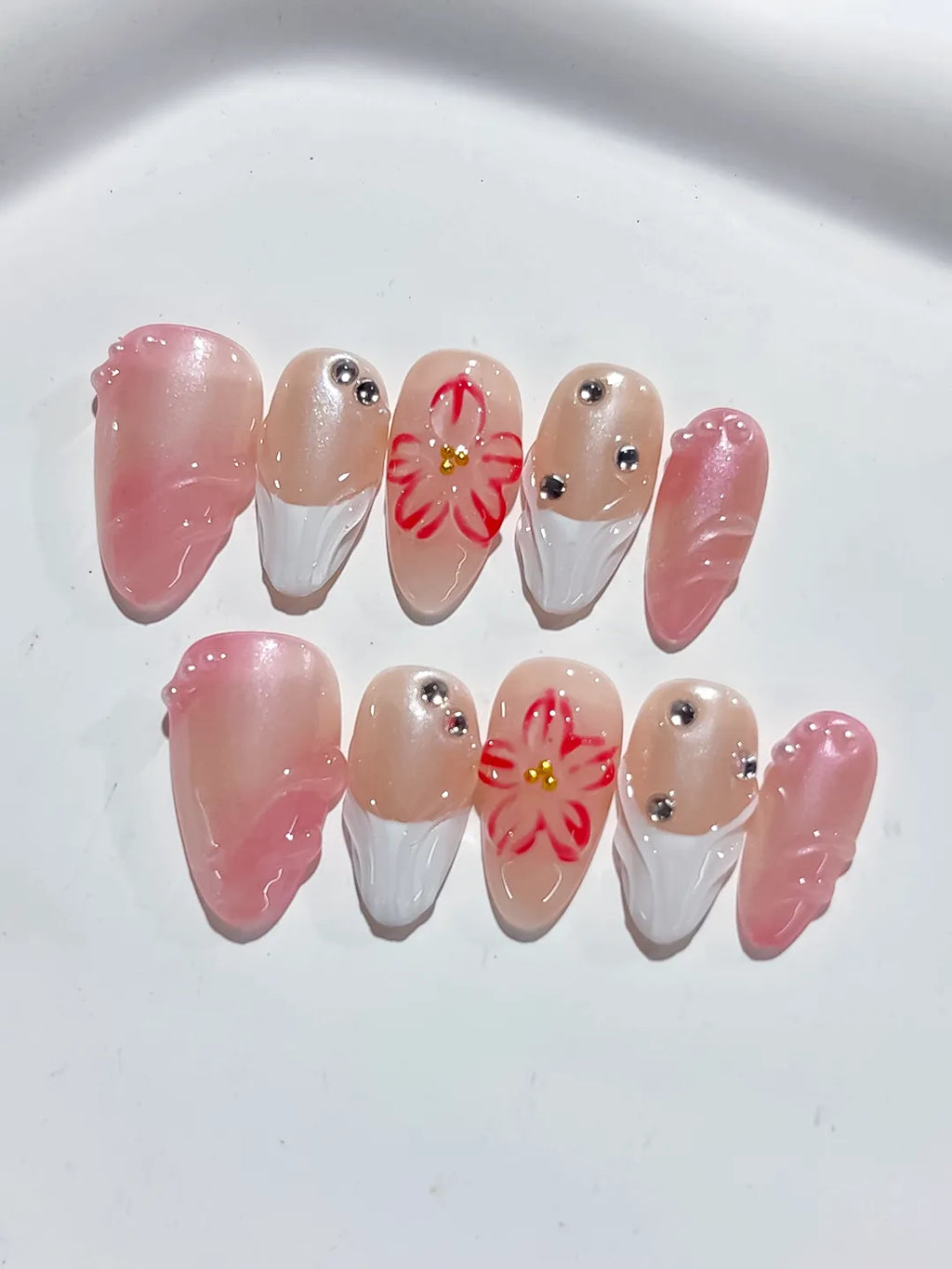 Pink White Nude Ombre Flower Rhinestone press on nails detail view